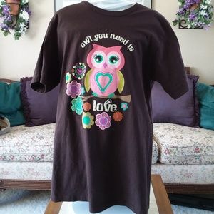 Owl You Need Is Love T-Shirt Brown Size Ladies M